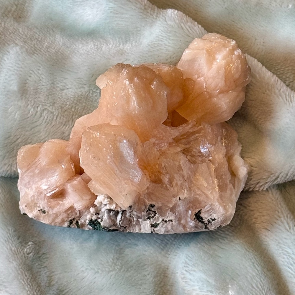 Stilbite Cluster